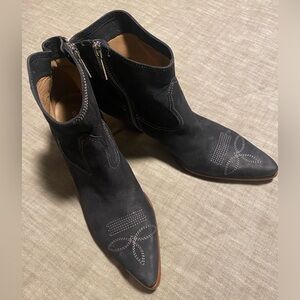 Donald Pliner cowboy boots